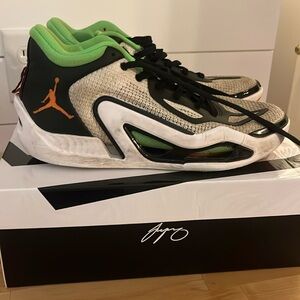 Nike Jordan Tatum 1 men’s 10 use condition with original box